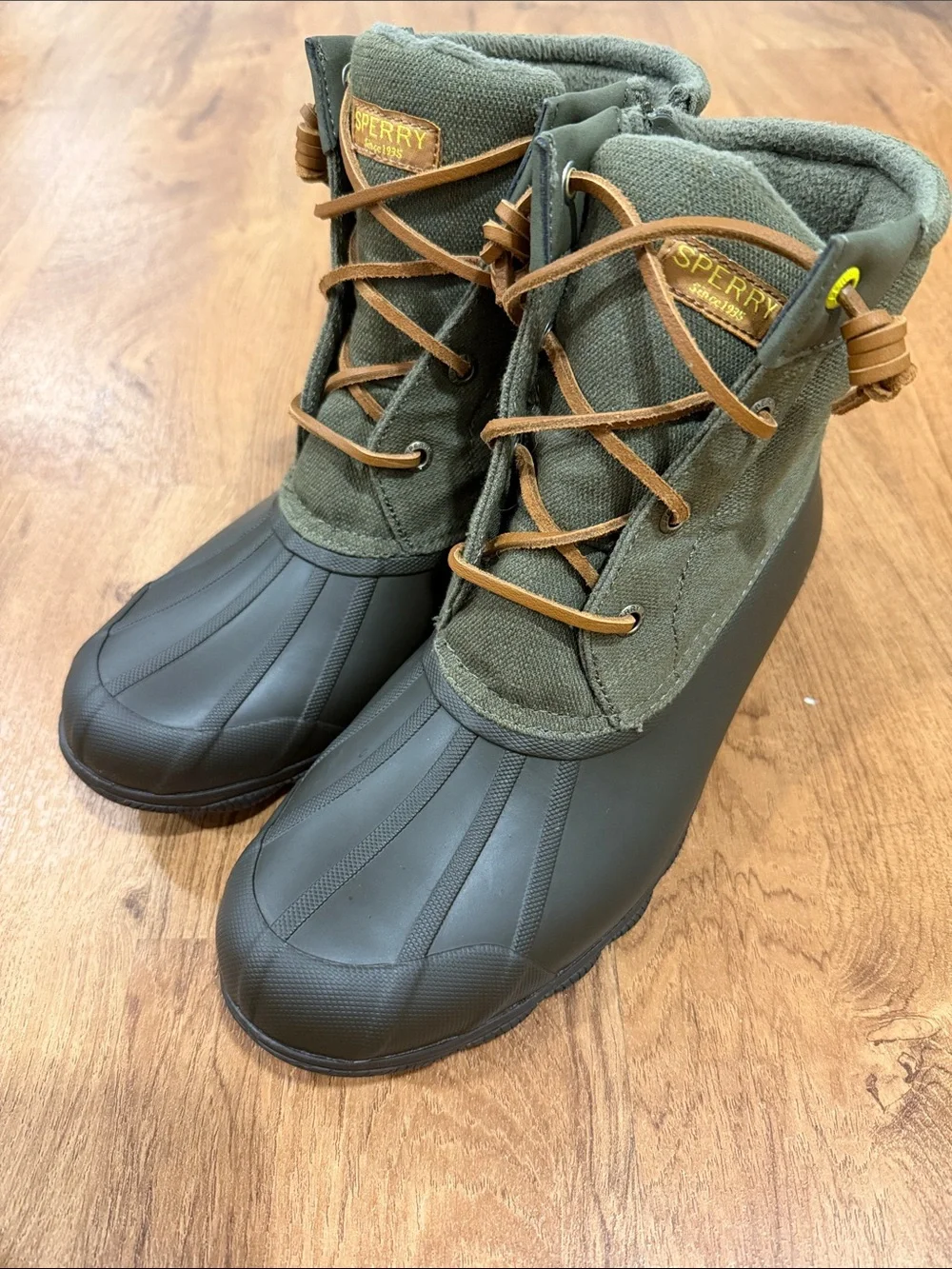 Sperry Women’s Olive Green Duck Boots Rain Boots Size 9